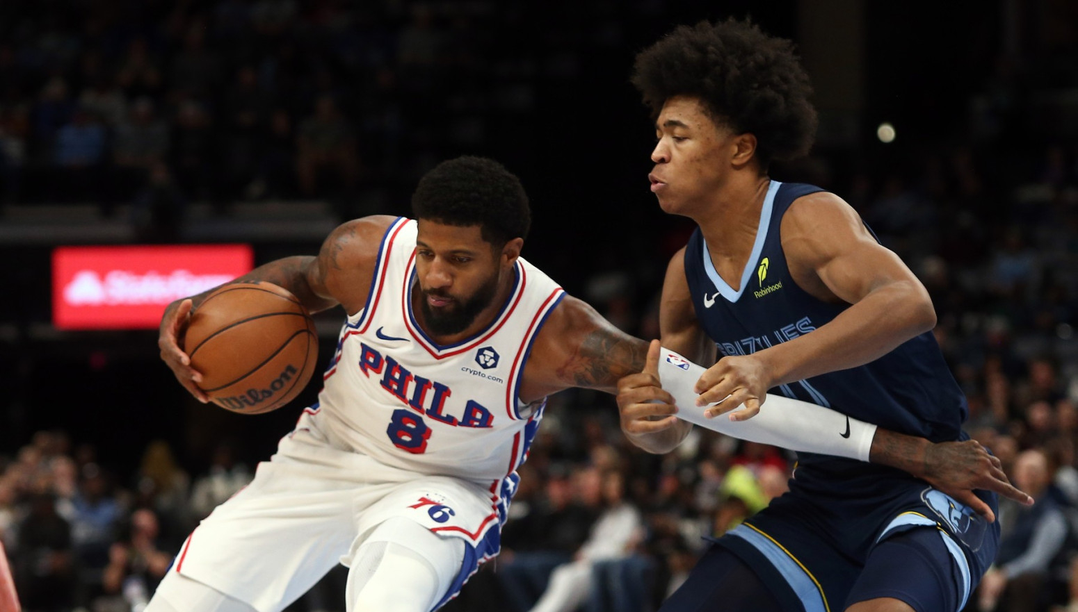 Bolno gledati – Pol Džordž opet povredio koleno VIDEO