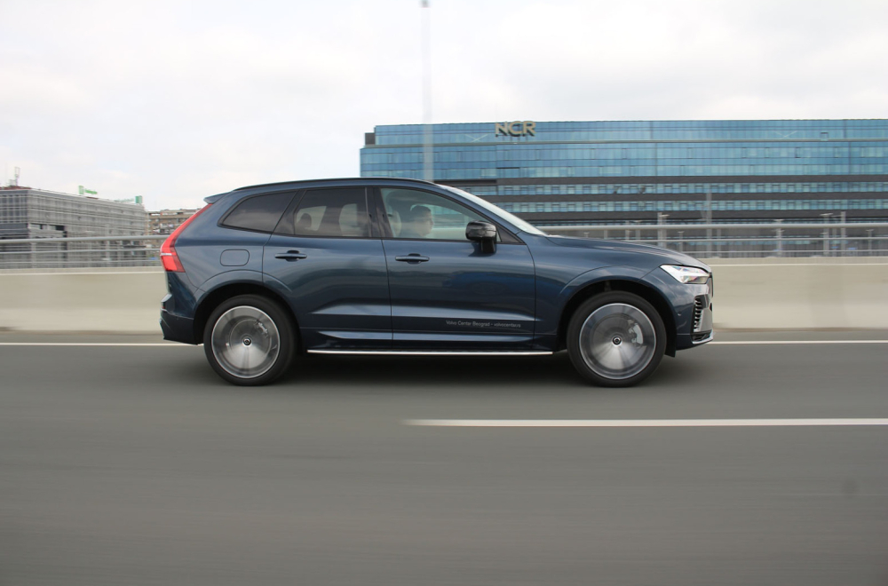 Test: Volvo XC60 Recharge – skandinavska škola FOTO