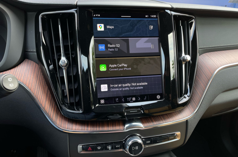 Test: Volvo XC60 Recharge – skandinavska škola FOTO