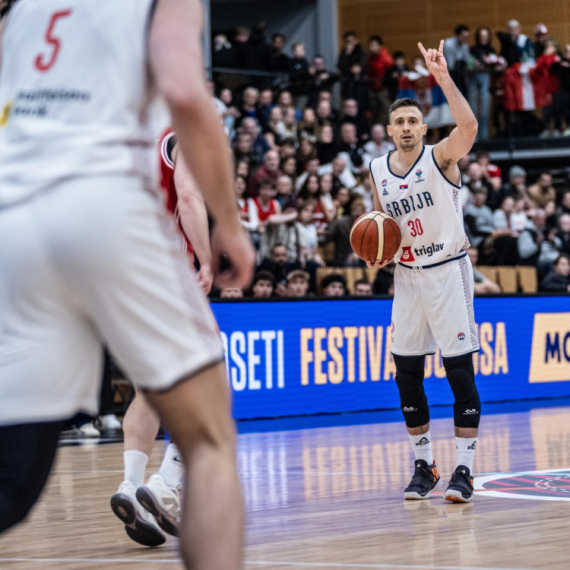 Avramović: "Ne bih o tome – nije ni vreme ni mesto" VIDEO
