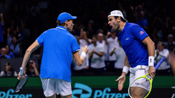 Može i dubl – Siner odveo Italiju do preokreta i polufinala