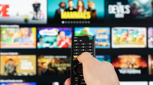 Najgledaniju Netflixovu seriju gledaoci nazivaju "najčudnijom" koju su pogledali VIDEO