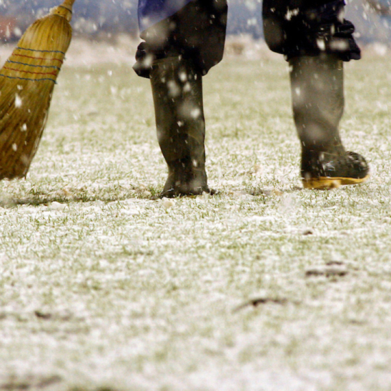 Sneg odlaže utakmice Superlige – ništa od fudbala u petak