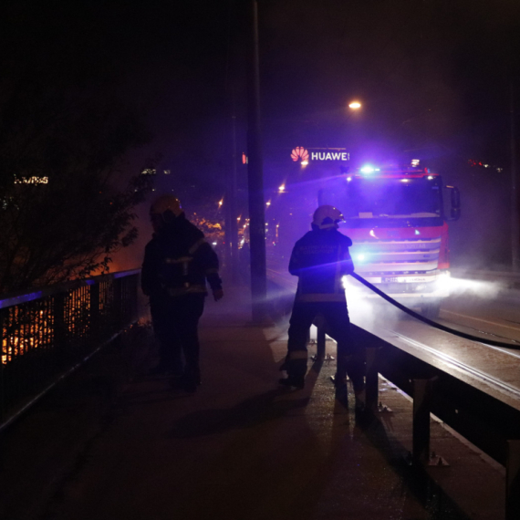 Ugašen požar kod Mosta na Adi; Oglasio se MUP; nema povređenih VIDEO