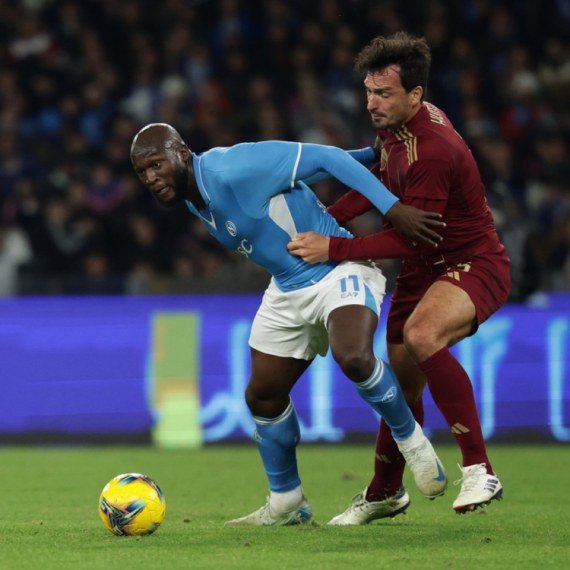Lukaku drži Napoli na vrhu – Roma pala na "Maradoni" VIDEO