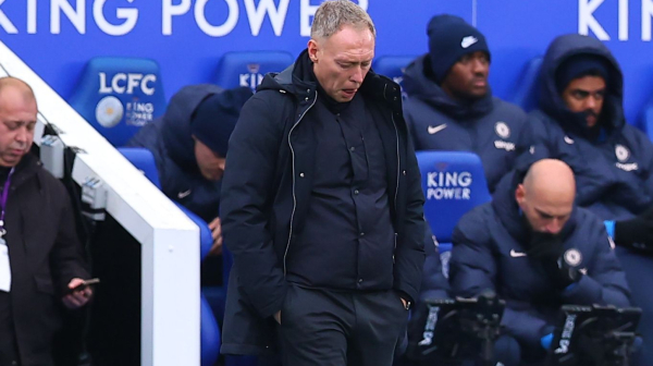 Haos na Ostrvu: Igrači "ludovali" u provodu – slavili otkaz trenera, navijači besni VIDEO