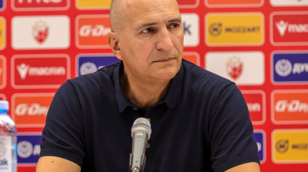 Mrkela pozvao navijače na Štutgart i najavio prelazni rok: Neki će morati da odu... VIDEO