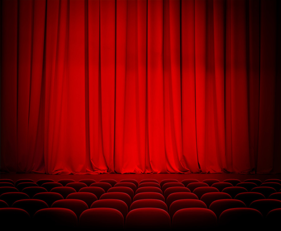 Tasić: Predstava Slika Dorijana Greja je spektakl na maloj sceni JDP-a