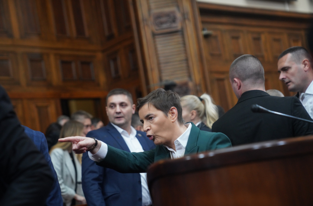 The day after the chaos in the Parliament, Brnabić spoke out: They want a civil war