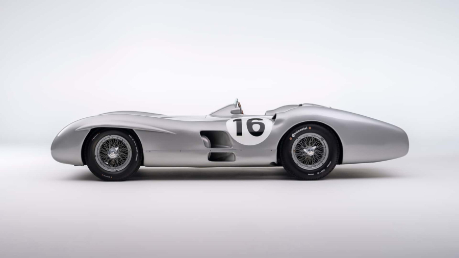 Vozio ga Fanđo: Ovaj Mercedes vredi pravo malo bogatstvo FOTO