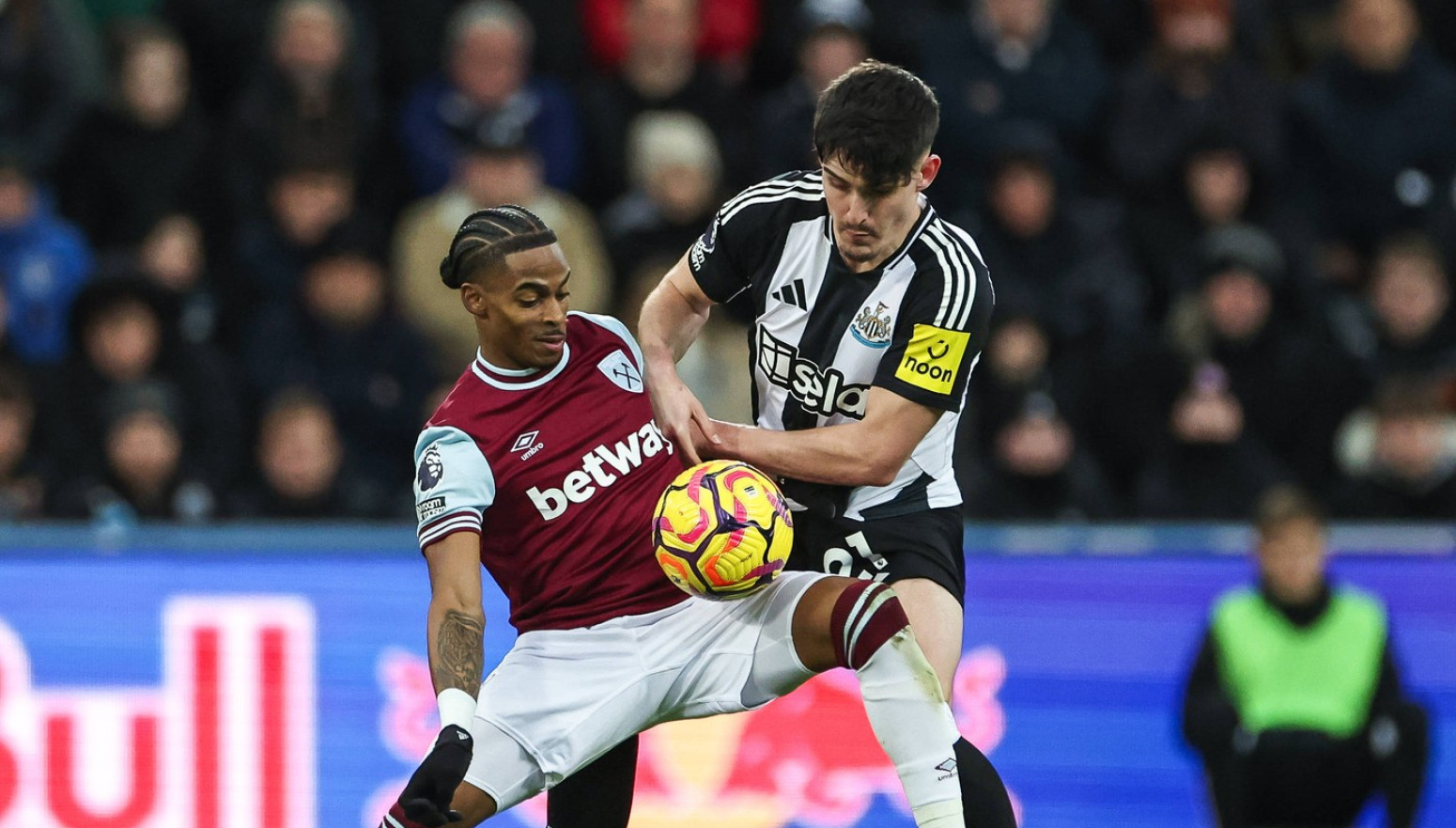 Vest Hem odneo tri boda iz Njukasla – rutinska pobeda "čekićara"