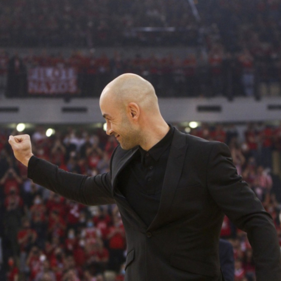 Zvanično: Evo ko menja Obradovića