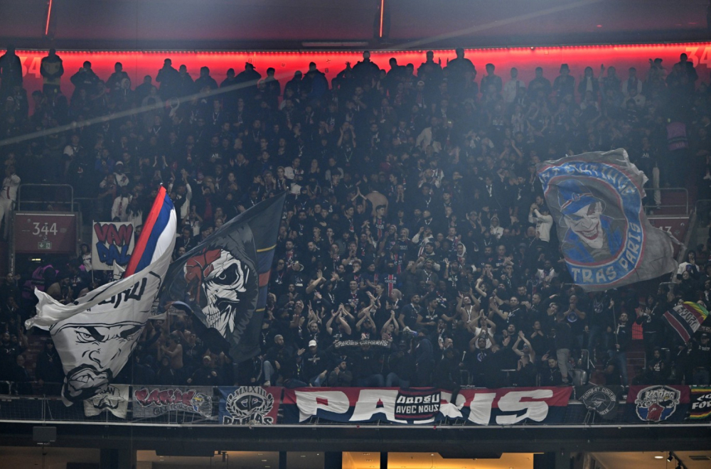 "Od**bi, plutokrato; Fudbal to sam ja?" FOTO