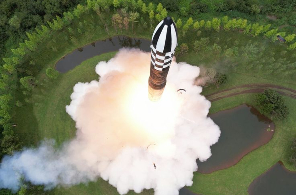 "Minuteman III" poleteo iz Kalifornije; Upozorenje Moskvi i Pekingu? FOTO/VIDEO