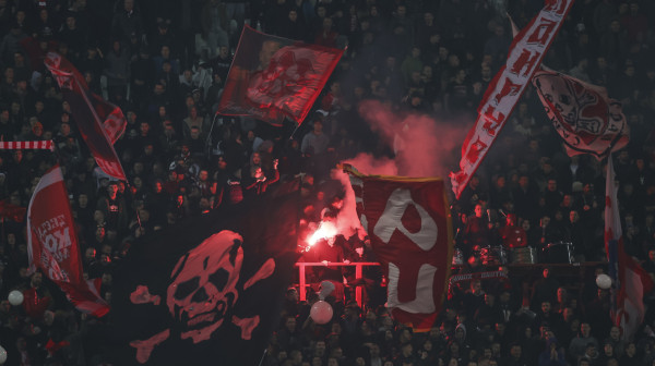 Haos u Beogradu: Delije tukle navijače Štutgarta VIDEO