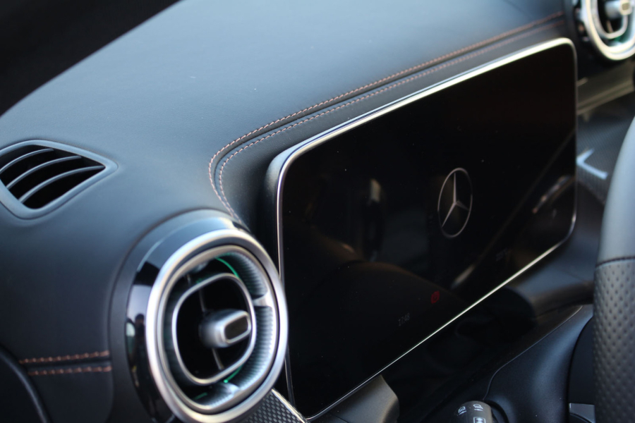 Test: Mercedes-Benz GLC 220 d 4MATIC – raskoš u manjem pakovanju