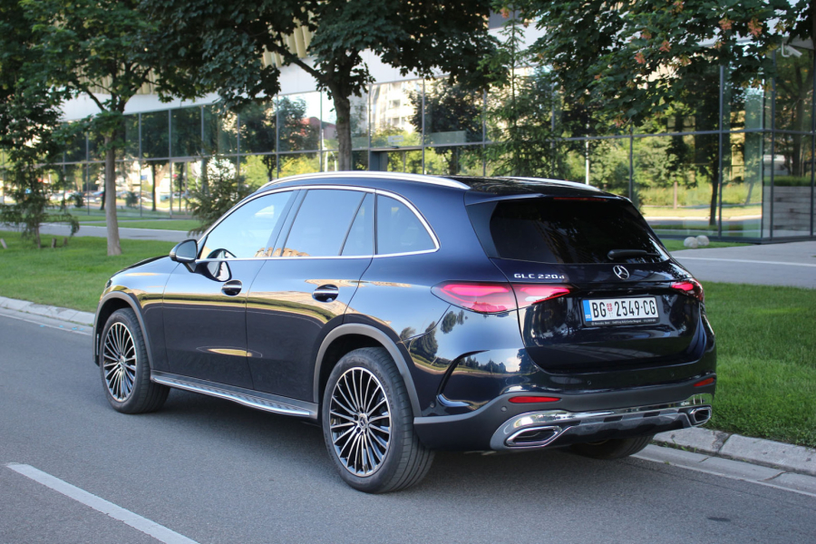 Test: Mercedes-Benz GLC 220 d 4MATIC – raskoš u manjem pakovanju