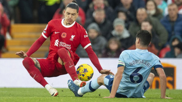 VAR intervencijom isključen – Premijer liga poništila crveni karton