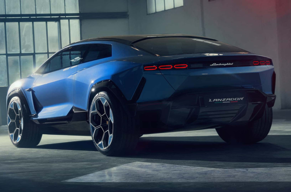 Lamborghini odložio električne modele: Doneli smo pravu odluku