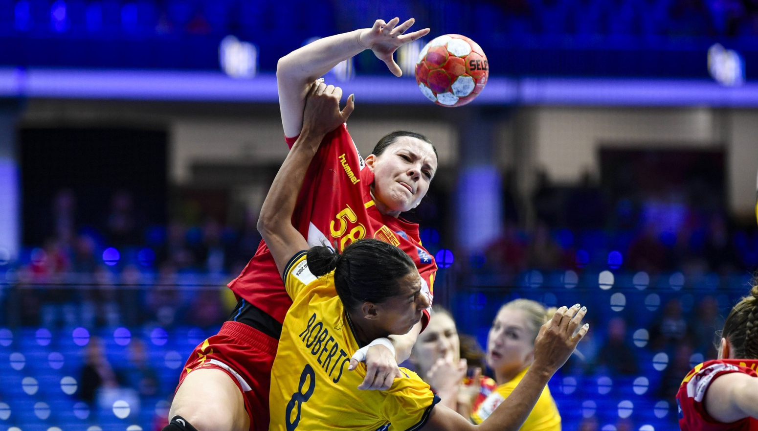 Počelo EP: Porazi Slovenije i Severne Makedonije VIDEO