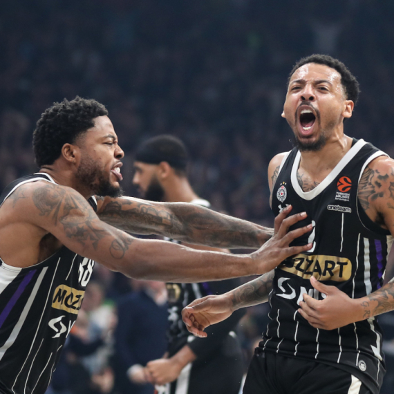 B92.sport skener: Upalila se "mašina", Karlik u MVP modu VIDEO