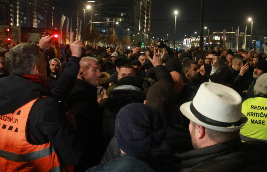 Nova S produžena ruka Kurtija: Vučić Kosovom prikriva proteste, neuspešno se brani od optužbi Prištine VIDEO