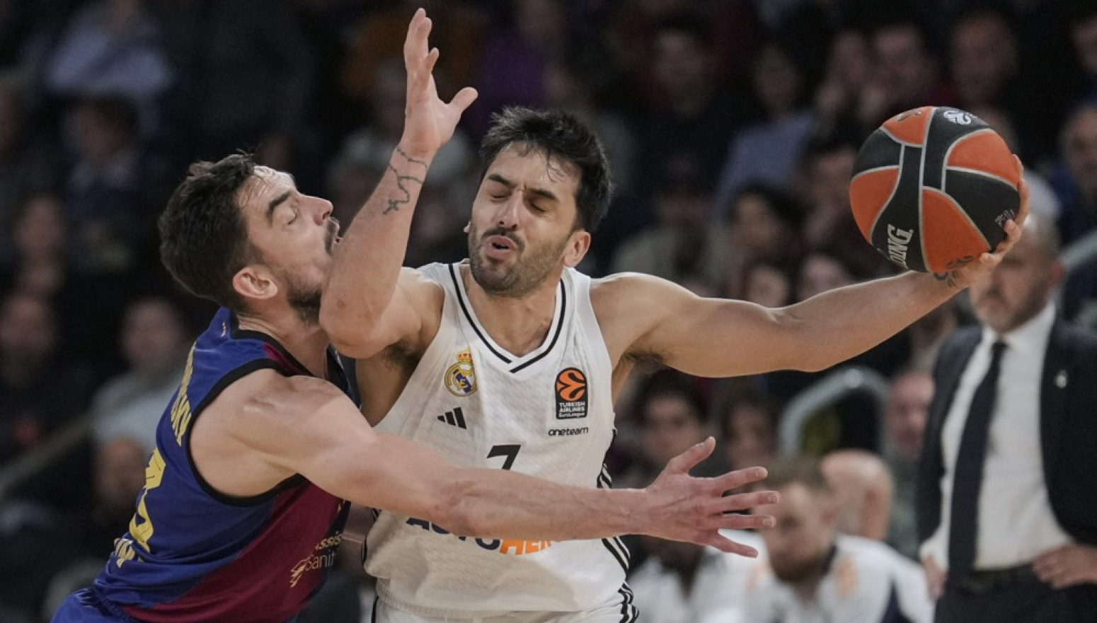 Kampaco kaznio Barselonu VIDEO