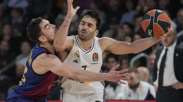 Kampaco kaznio Barselonu VIDEO