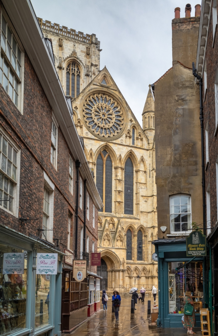 Kao iz knjige o Hariju Poteru: Ovaj grad ima čarobnu atmosferu, najbolji za posetu zimi FOTO
