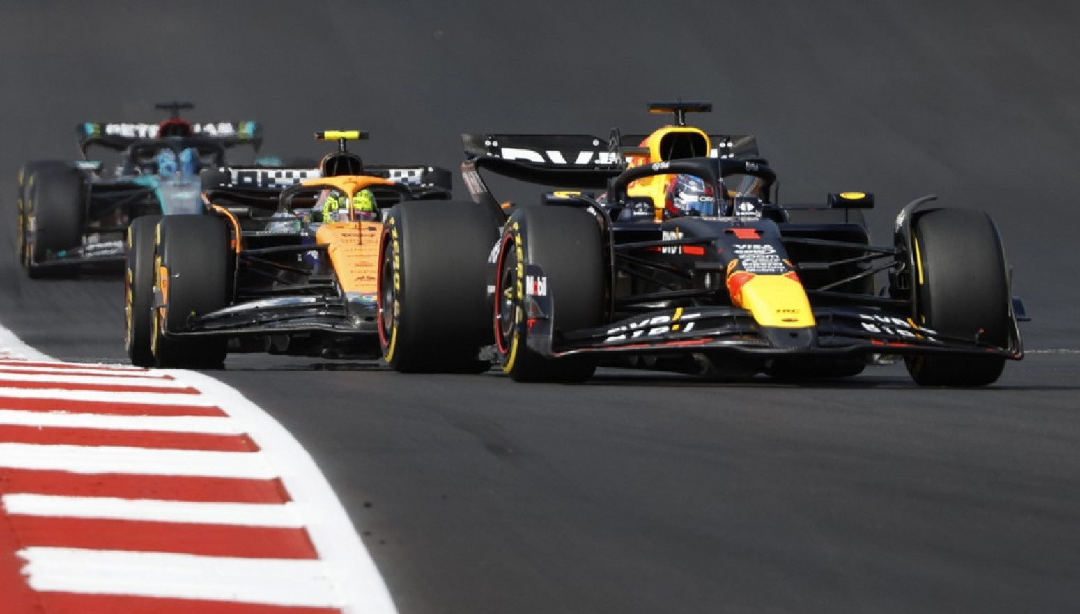 "Kuva" u F1 – Noris prozvao šampiona: "Treba da se bavi komedijom"