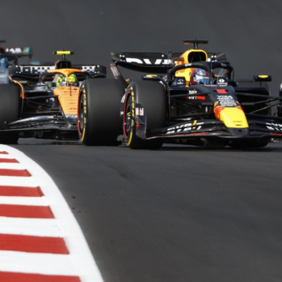 "Kuva" u F1 – Noris prozvao šampiona: "Treba da se bavi komedijom"