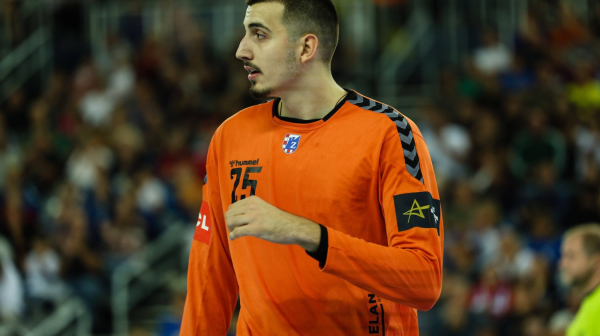 Hrvatski golman operisan posle sukoba sa Srbinom – propušta SP?