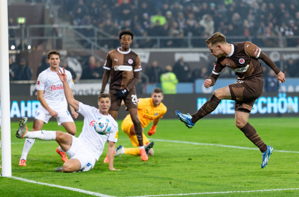 Sankt Pauli slavio u derbiju začelja