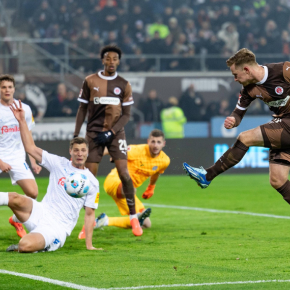 Sankt Pauli slavio u derbiju začelja