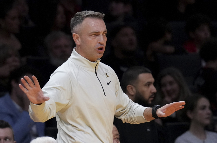 Jović opet na klupi – Batler rešetao Rajakovićev Toronto VIDEO