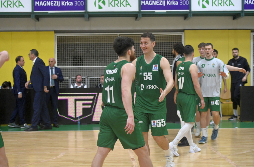 Tinejdžer ubacio najluđu trojku u ABA ligi VIDEO