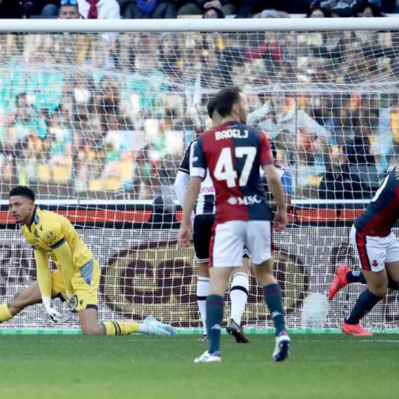 Crveni karton odlučio – Đenoa slavila u Udinama posle 10 godina