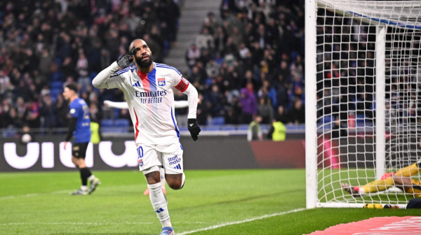 Het-trik Lakazeta u pobedi nad Nicom