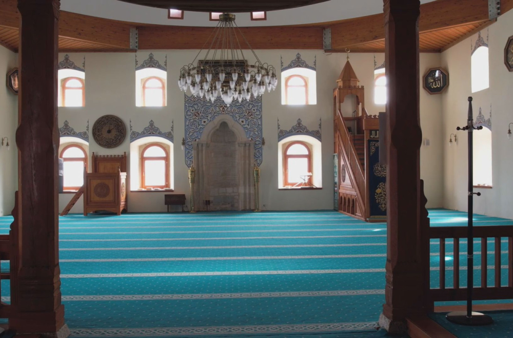 Ovo je jedina carska džamija u Srbiji: Izgrađena je od belog kamena, a specifična po veličini FOTO