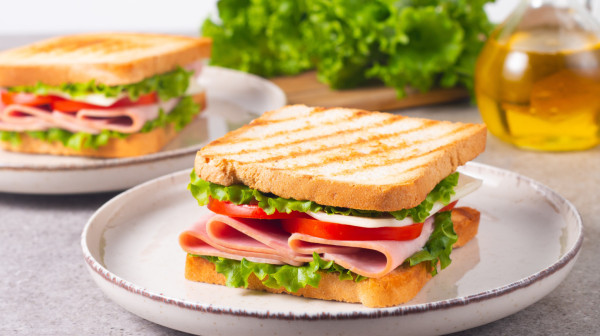 Ovo je najgora hrana za zdravlje arterija: Kardiolog apeluje i predlaže zdrave zamene