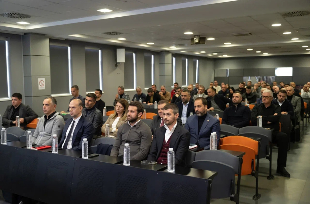 Radujko: Moramo da delujemo odmah da bi izbegli krah