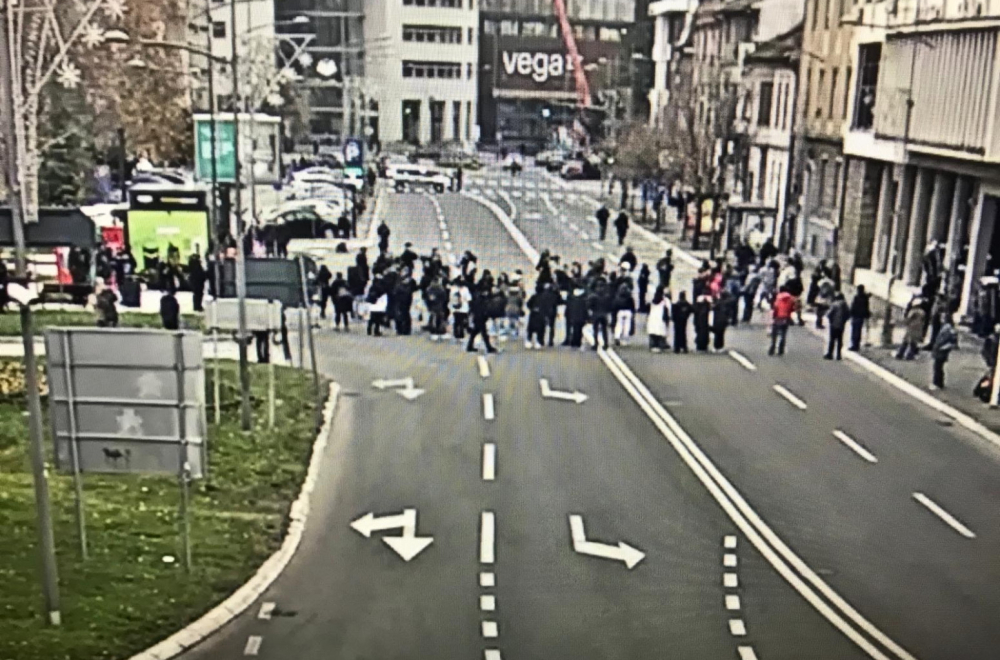 Novi debakl opozicije FOTO