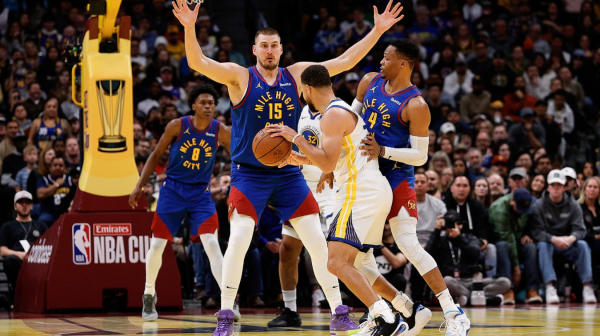 Potez o kom priča NBA – Jokić osramotio Karija! VIDEO