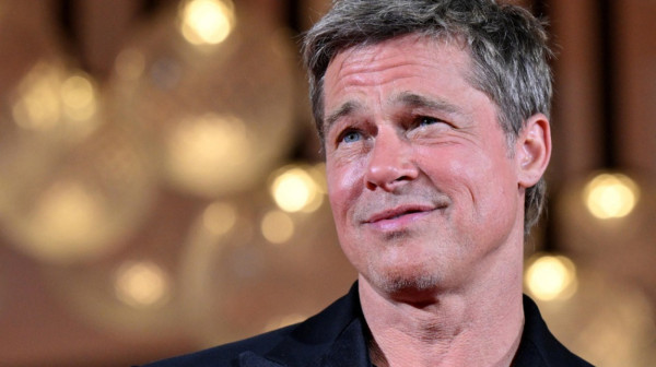 Glumica čuvala tajnu od 1979: Evo zašto je ostavila Breda Pita na dodeli MTV nagrada FOTO