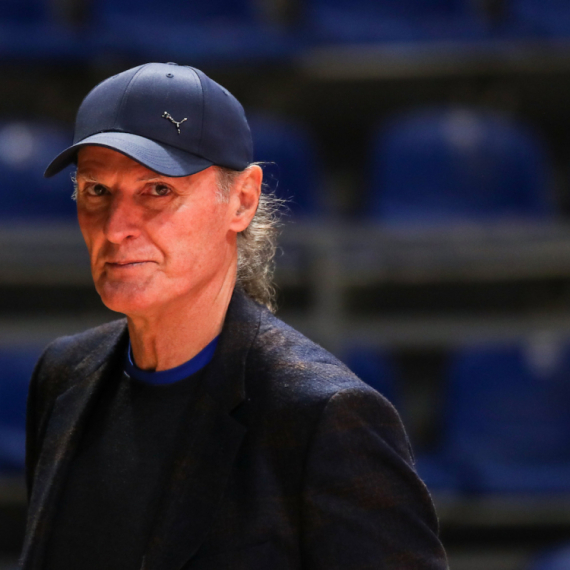 Duško Ivanović preuzima Virtus pred Zvezdu?