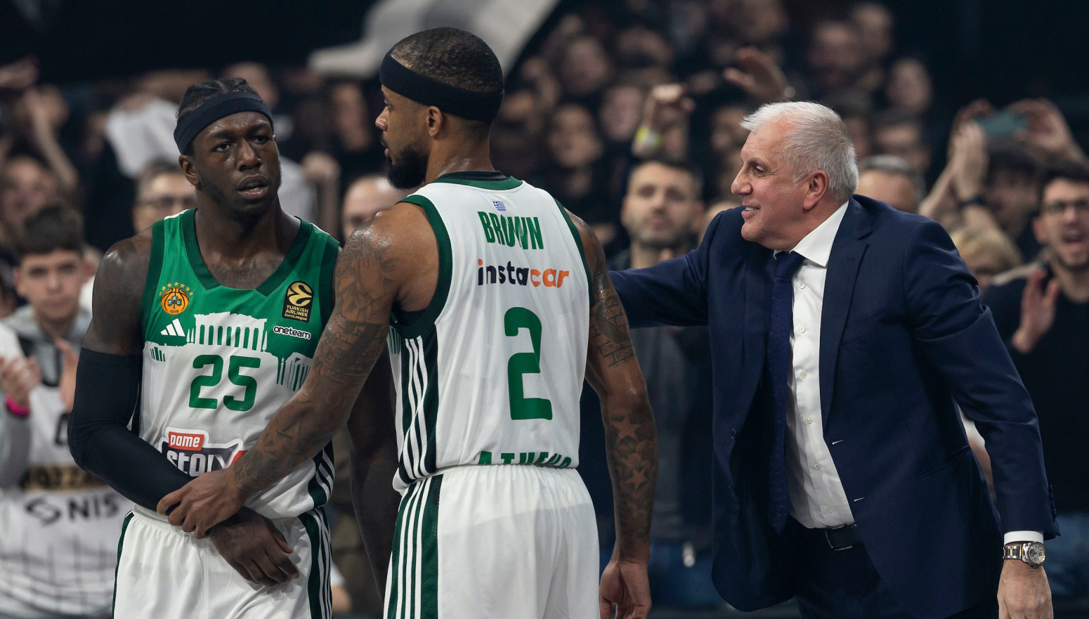 Nervozni Nan nema smirenost časne sestre