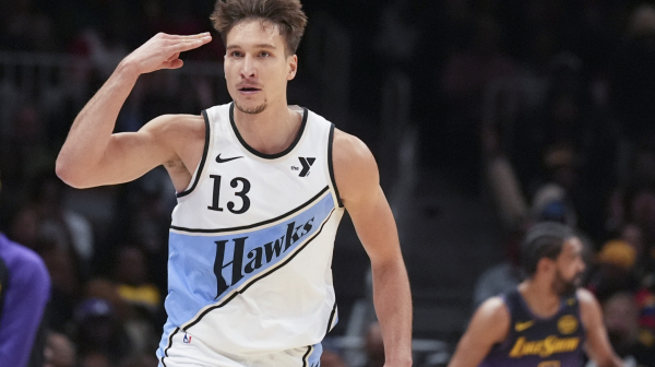 Bogdanović "rešetao" i ušao u "klub 100" – Jang presudio Lejkersima VIDEO