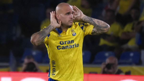 Razigrani Sandro golčinom doneo tri boda "kanarincima" VIDEO