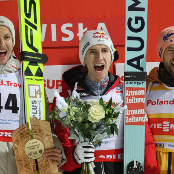 Austrijanac pobedio u ski skokovima u Visli