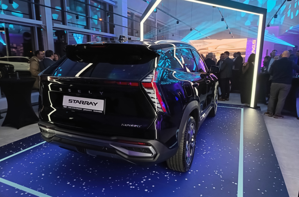 Zvezdani zrak: Bili smo na predstavljanju novog Geely modela u Srbiji FOTO
